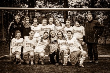 Bild 4125 - B-Juniorinnen TuS Tensfeld - TSV Weddelbrook : Ergebnis: 3:1